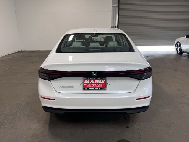Used 2024 Honda Accord EX image 4