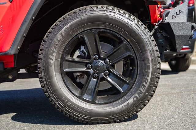 Used 2021 Jeep Wrangler Unlimited Sahara image 24