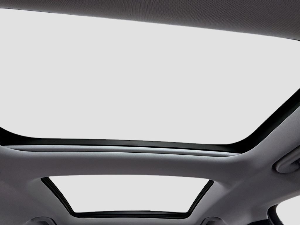 Used 2024 Mercedes-Benz E 350 4MATIC Sedan w/ MBUS Superscreen Package image 23