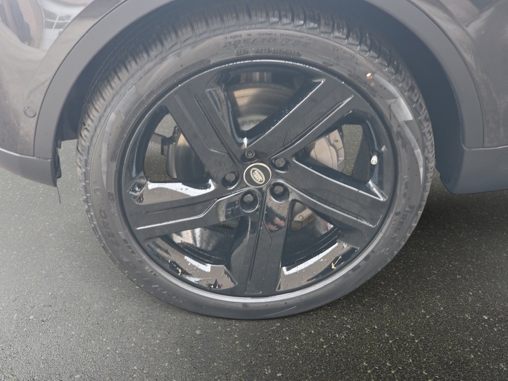 New 2026 Land Rover Discovery S AWD/4WD image 22