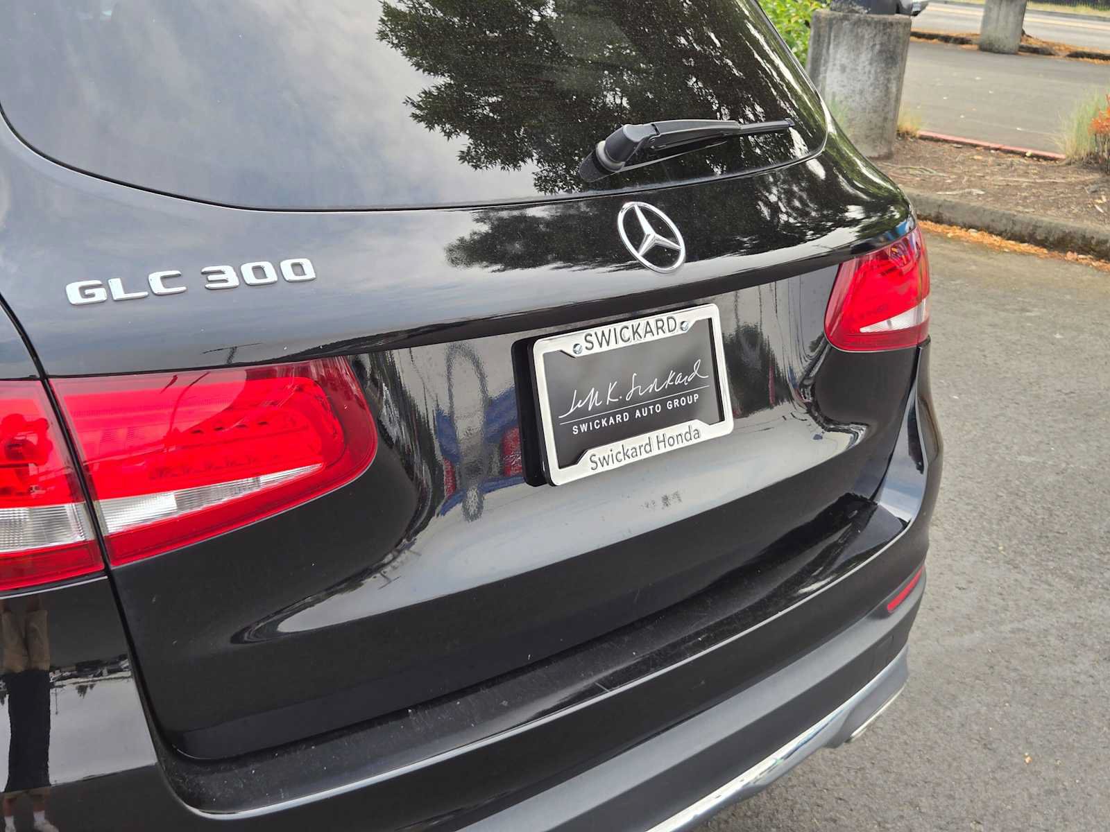 Used 2017 Mercedes-Benz GLC 300 image 14