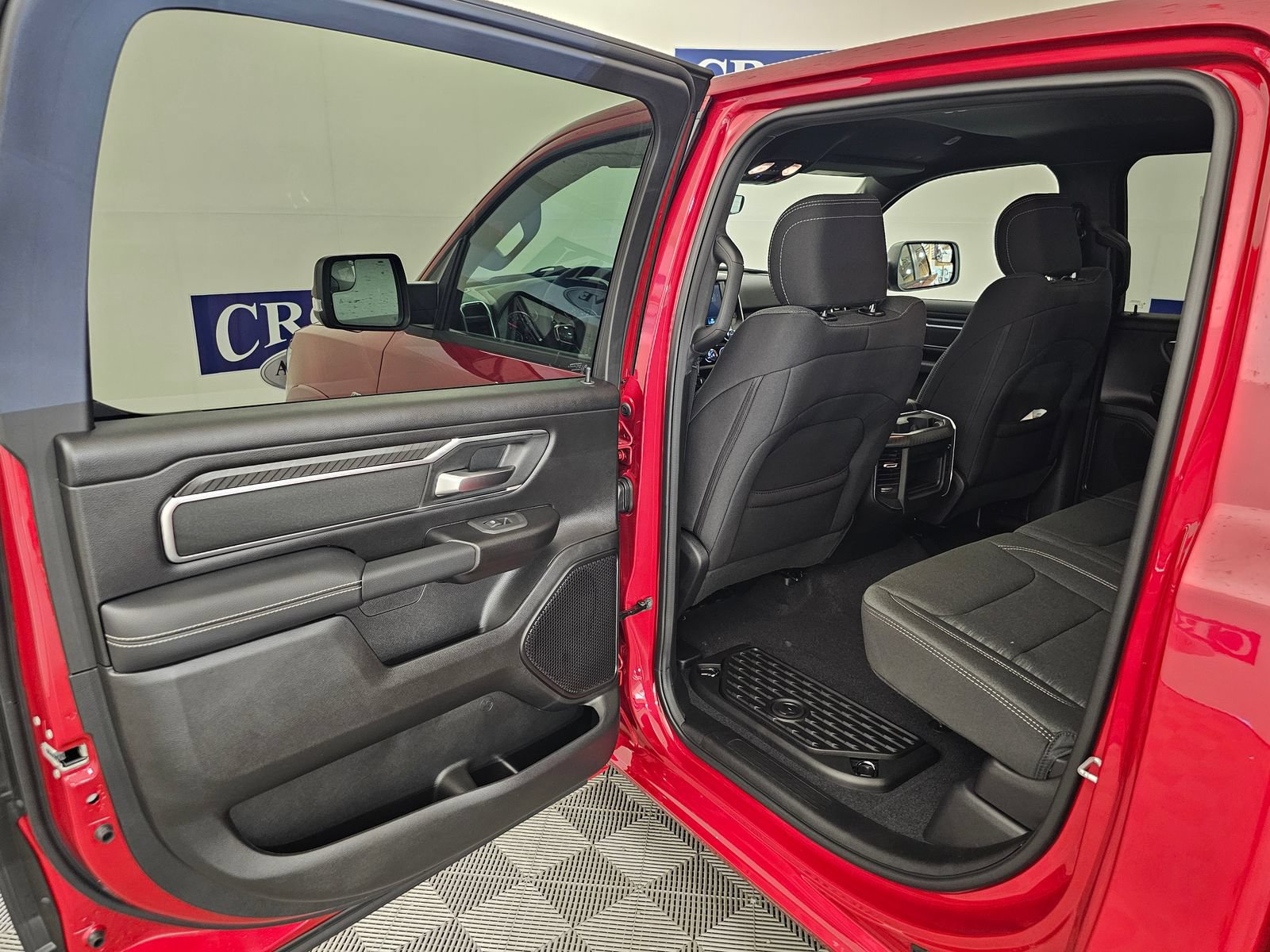 New 2026 RAM 1500 Big Horn AWD/4WD image 19
