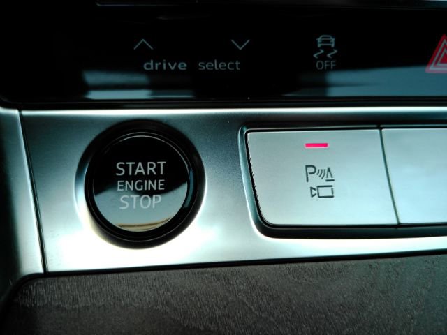 Used 2025 Audi A6 Premium Plus w/ Premium Plus Package AWD/4WD image 45