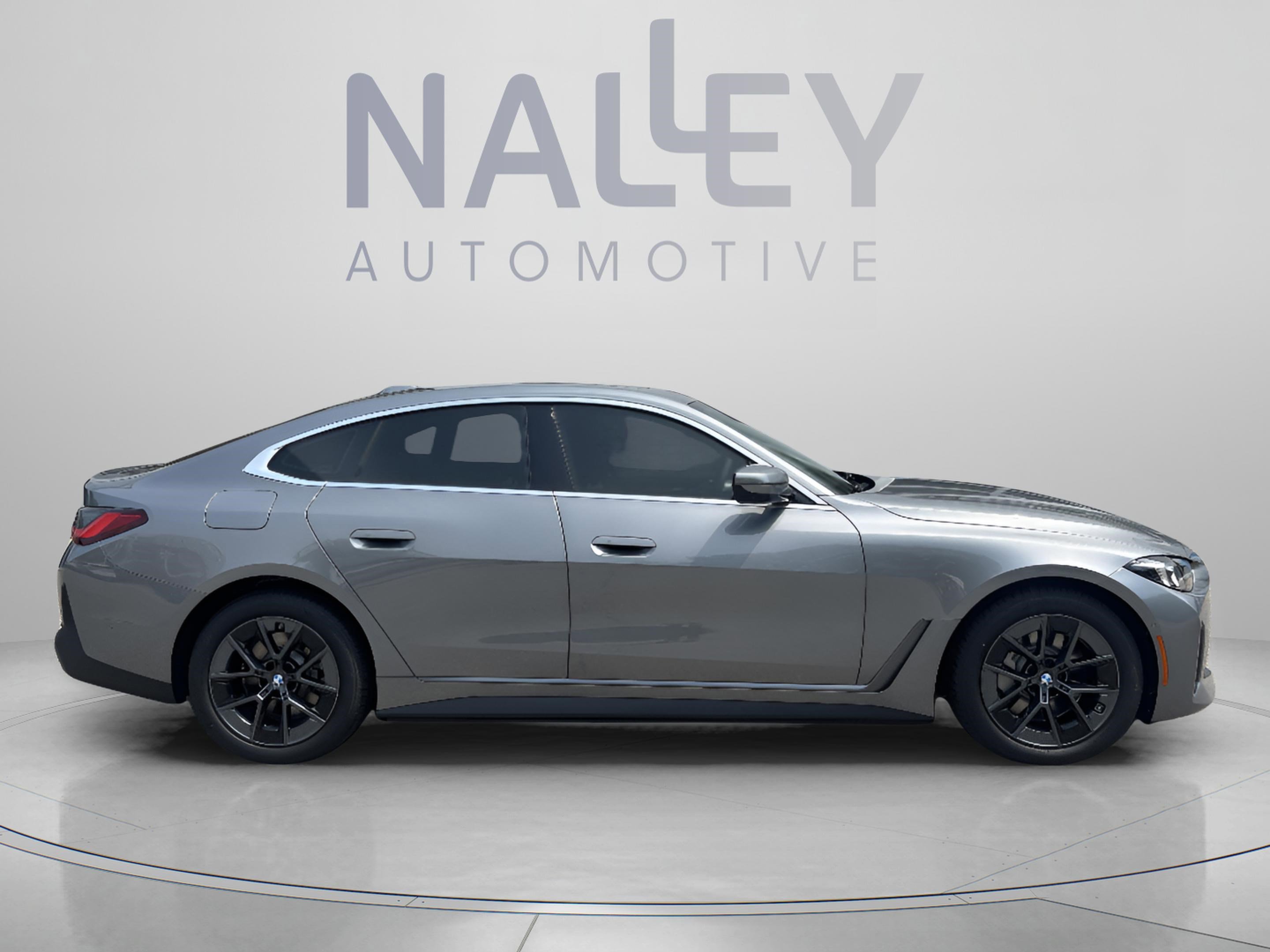 New 2026 BMW i4 xDrive40i w/ Premium Package AWD/4WD image 4