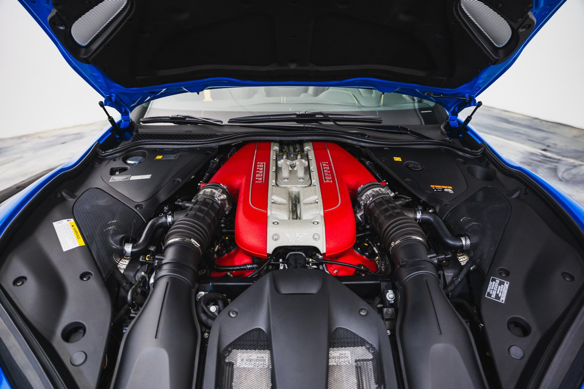 Used 2022 Ferrari 812 GTS RWD image 87