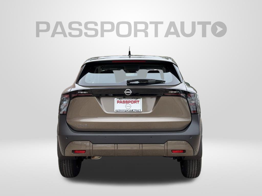 Used 2026 Nissan Kicks S FWD image 5