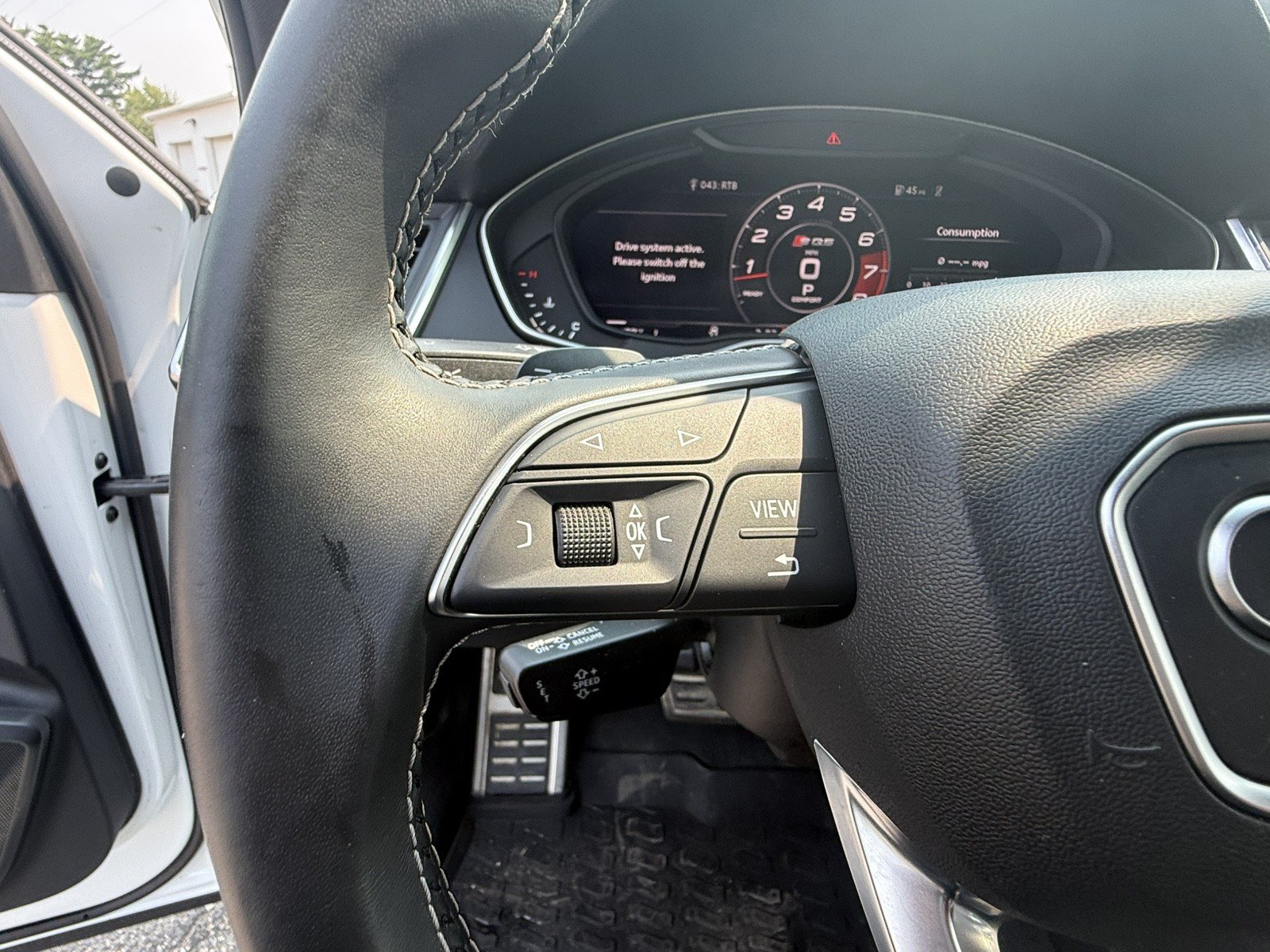 Used 2019 Audi SQ5 Premium Plus w/ Premium Plus Package AWD/4WD image 21