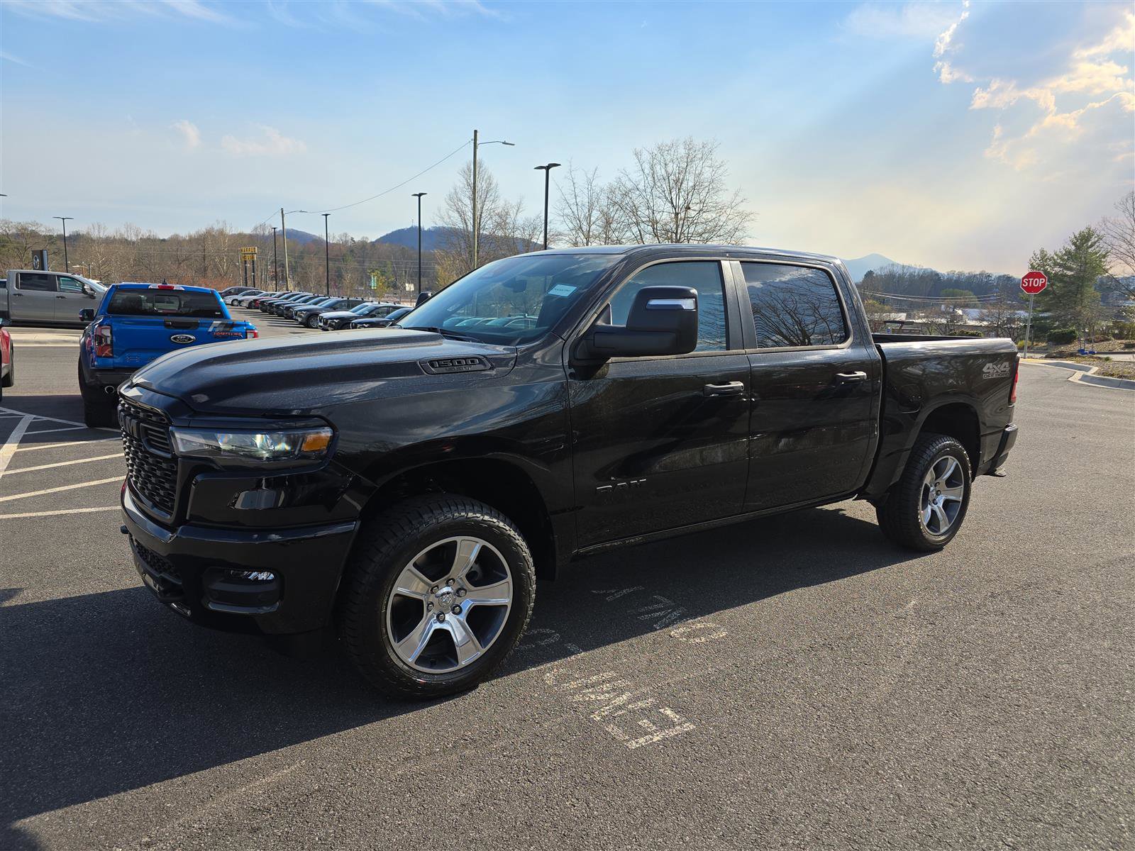 New 2025 RAM 1500 Tradesman w/ Off Road Group AWD/4WD image 8