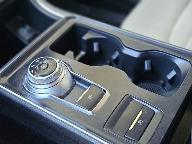 Used 2021 Ford Edge SE image 23