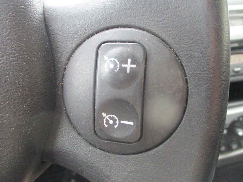 Used 2004 Saturn ION Level 2 w/ Power Pkg FWD image 32