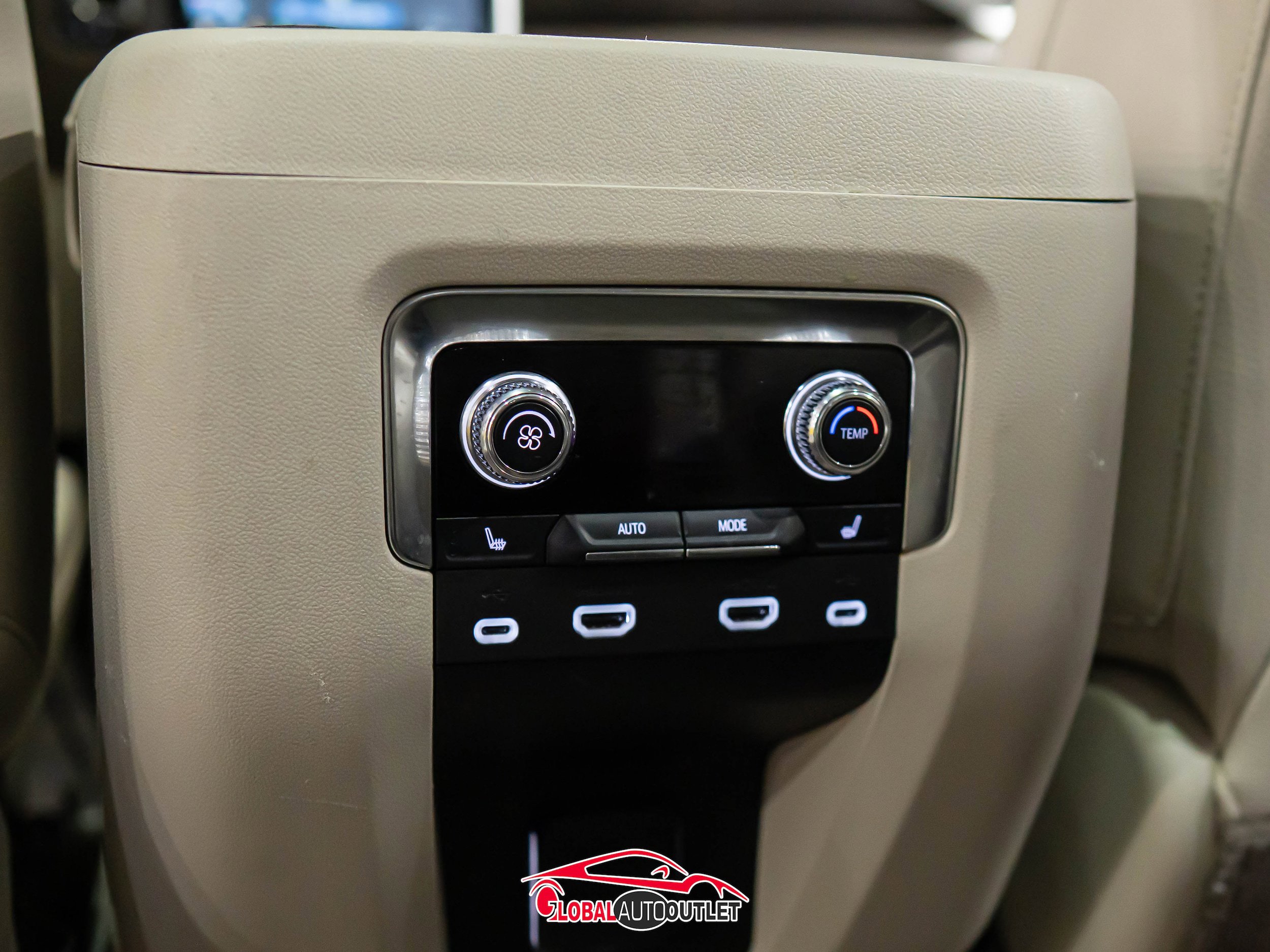 Used 2021 GMC Yukon XL Denali w/ Denali Ultimate Package AWD/4WD image 25