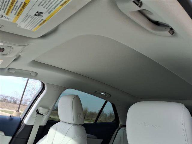 New 2026 Buick Envision Avenir image 16