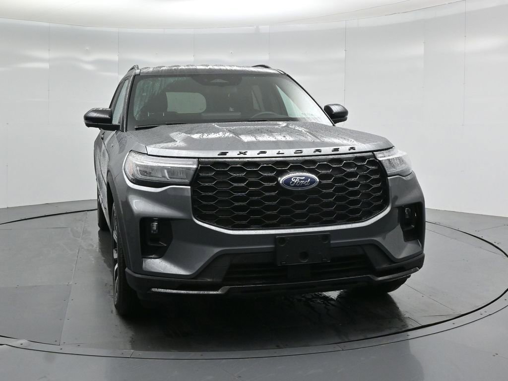 Certified 2025 Ford Explorer ST-Line image 57