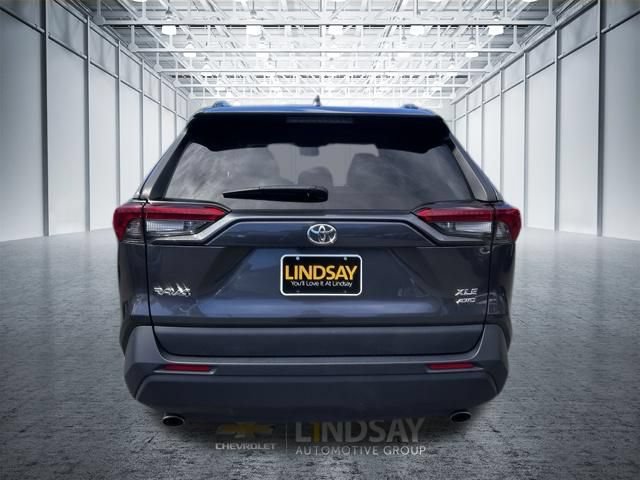 Used 2025 Toyota RAV4 XLE AWD/4WD image 5