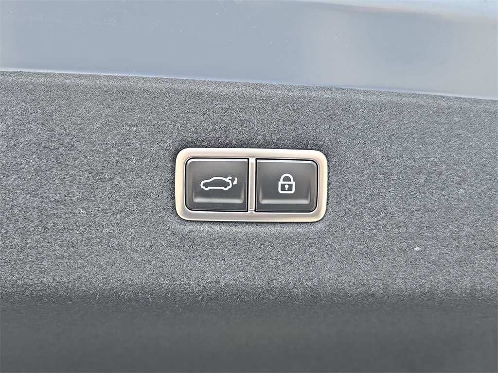 New 2025 Hyundai Ioniq 6 SE image 13