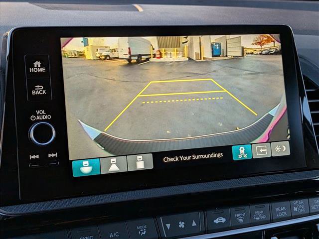 New 2026 Honda Odyssey Touring image 13