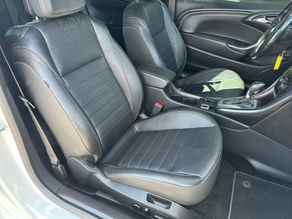 Used 2019 Buick Cascada Premium FWD image 11