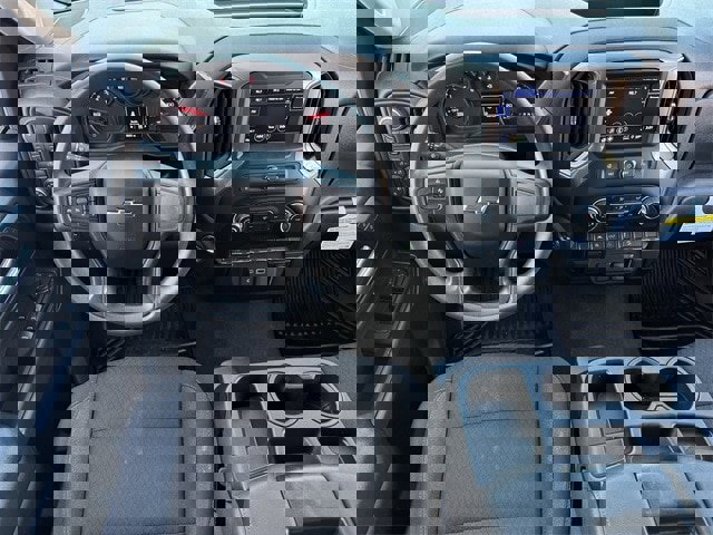 Used 2025 Chevrolet Silverado 1500 Custom Trail Boss w/ LPO, Dark Essentials Package image 14