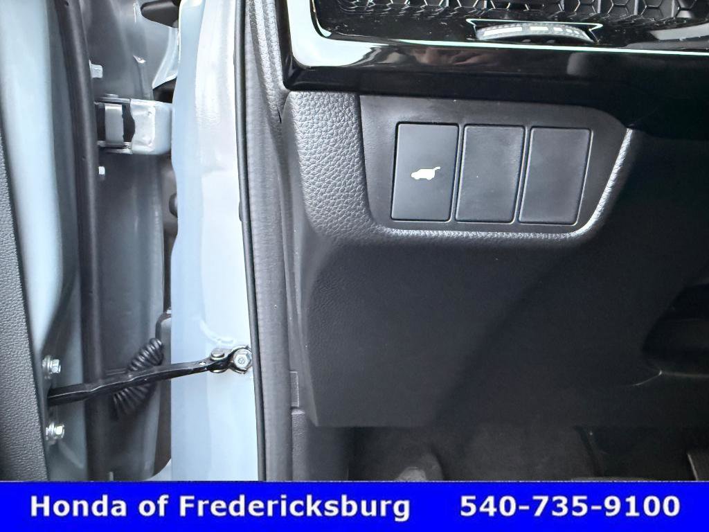 Certified 2026 Honda CR-V EX-L image 33