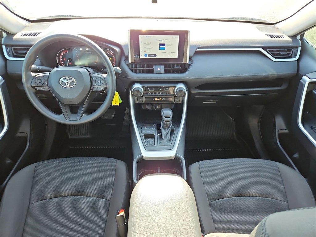 Used 2024 Toyota RAV4 LE image 19