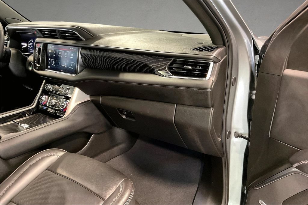 Used 2024 GMC Yukon Denali AWD/4WD image 28