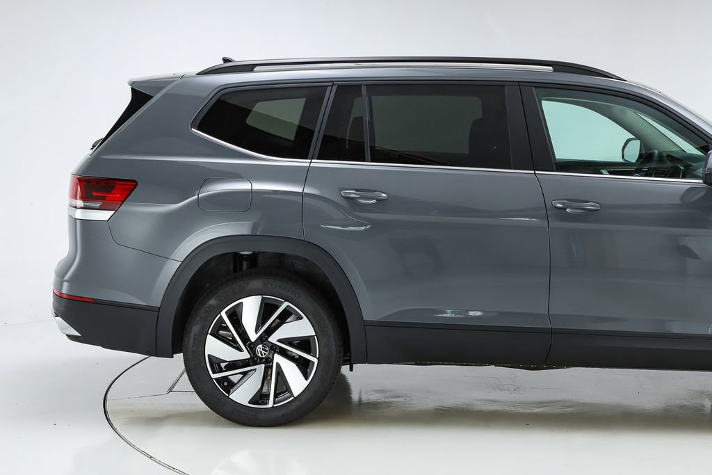 New 2026 Volkswagen Atlas SE FWD image 11