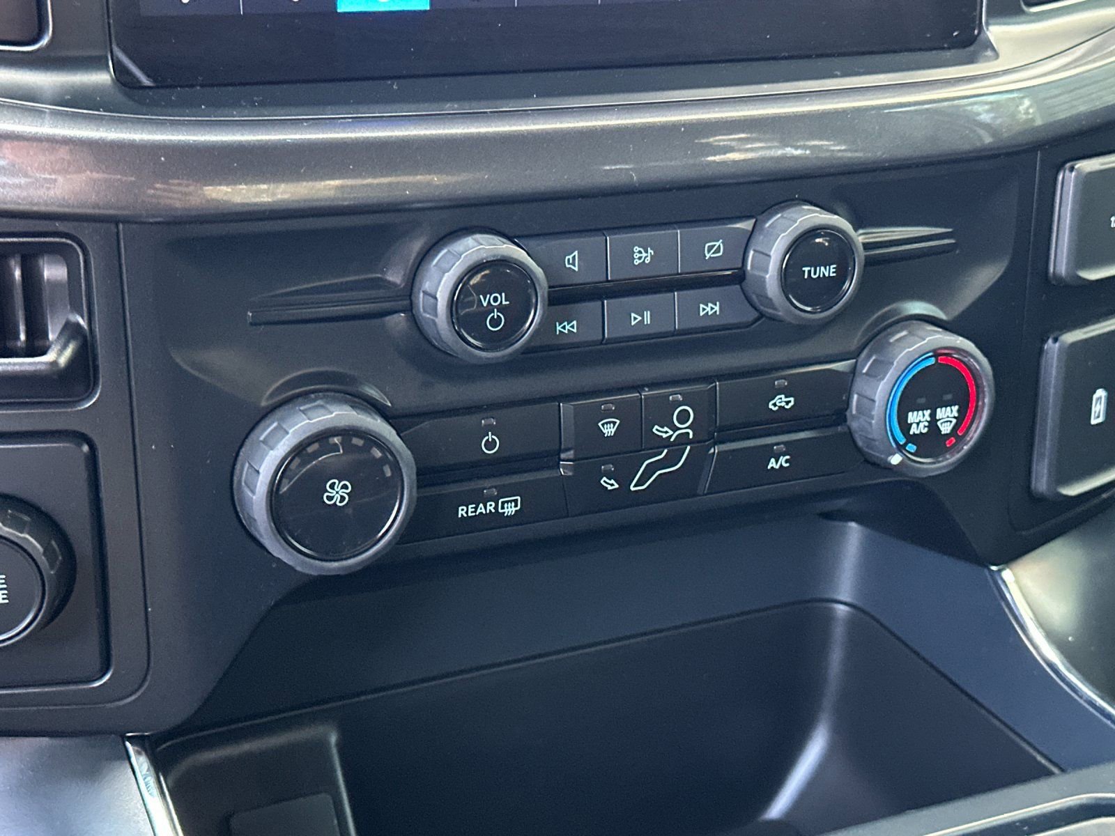 Used 2024 Ford F150 STX image 23