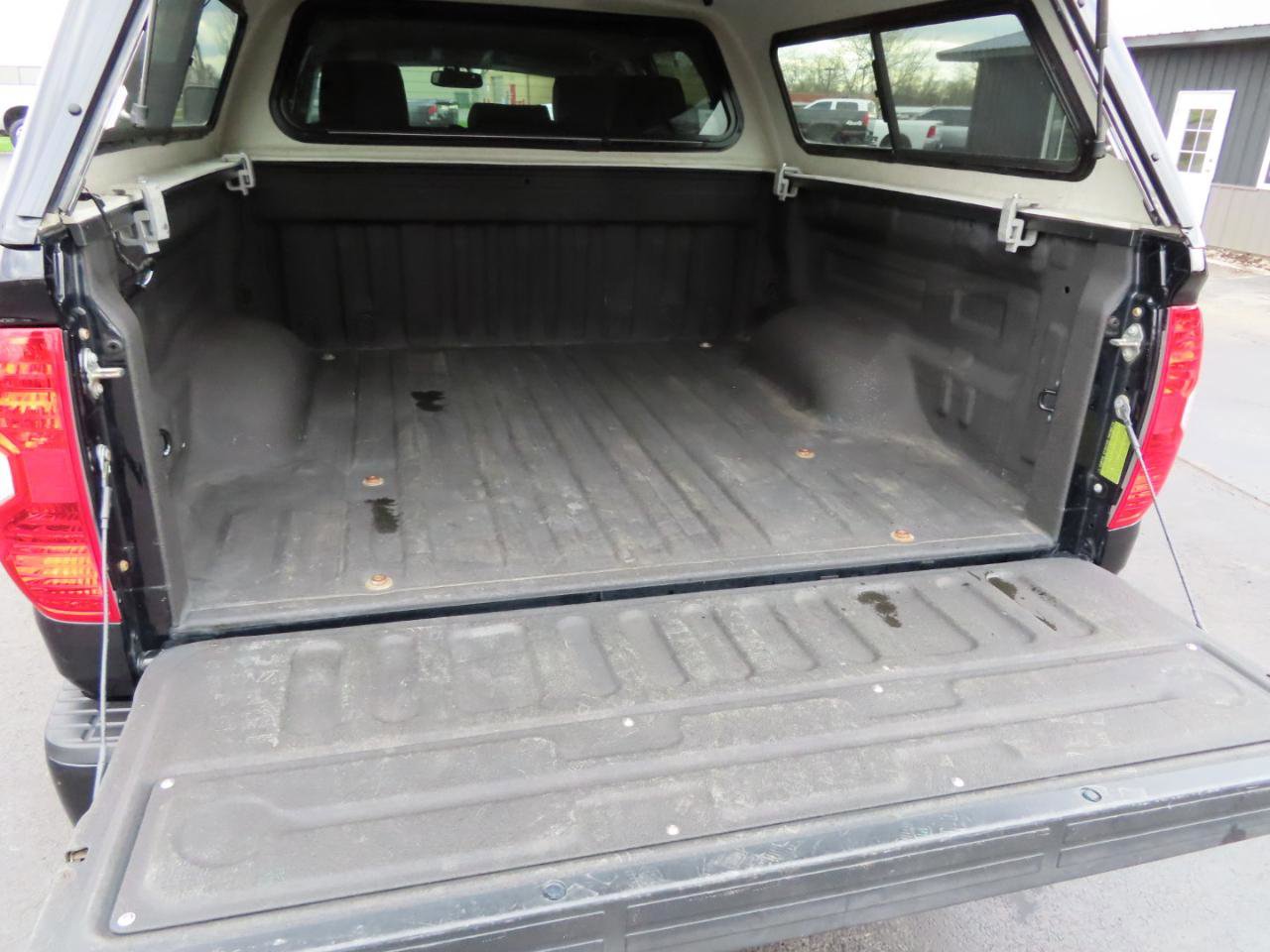 Used 2016 Toyota Tundra SR5 w/ TRD Off Road Package image 17