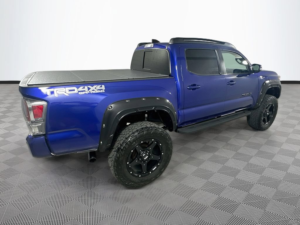 Used 2022 Toyota Tacoma TRD Off-Road w/ TRD Premium Off Road Package AWD/4WD image 8
