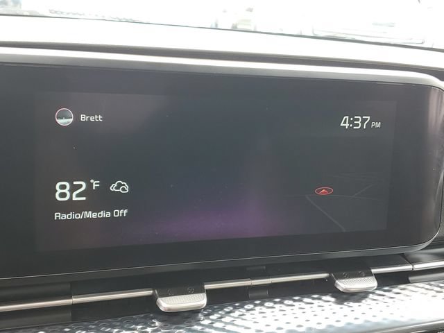 Used 2022 Kia Carnival SX Prestige FWD image 16