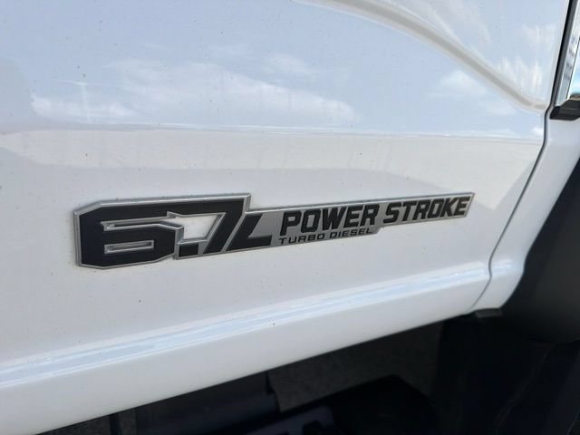 Used 2024 Ford F550 4x4 Regular Cab Super Duty image 10