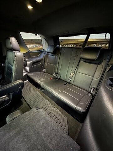 Used 2018 GMC Yukon Denali w/ Open Road Package image 10