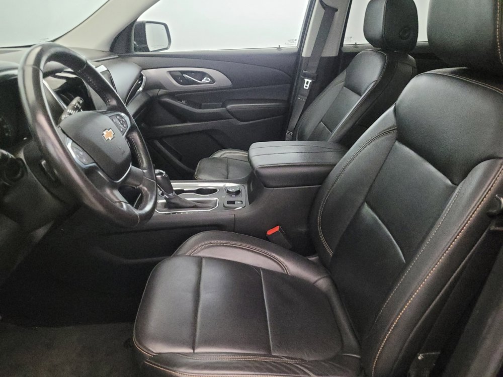 Used 2019 Chevrolet Traverse LT w/ LT Premium Package AWD/4WD image 17