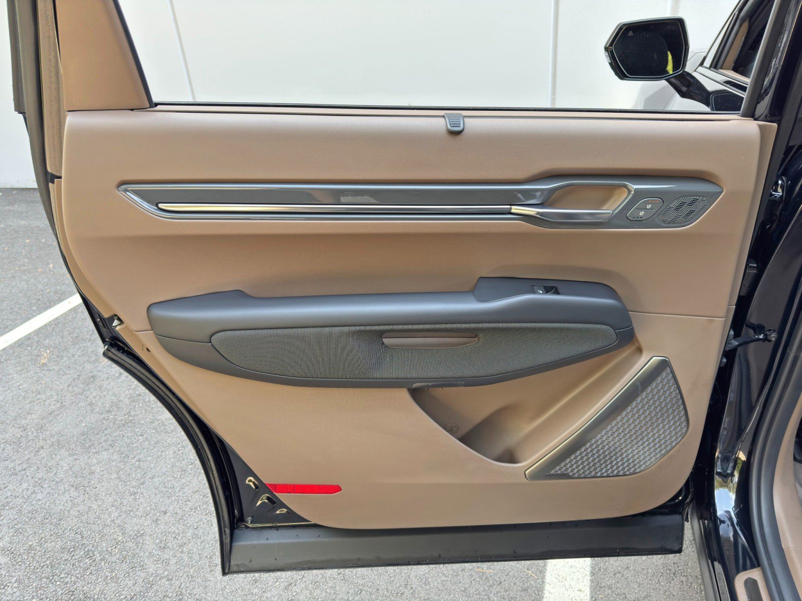 Used 2025 Kia EV9 GT-Line AWD/4WD image 47