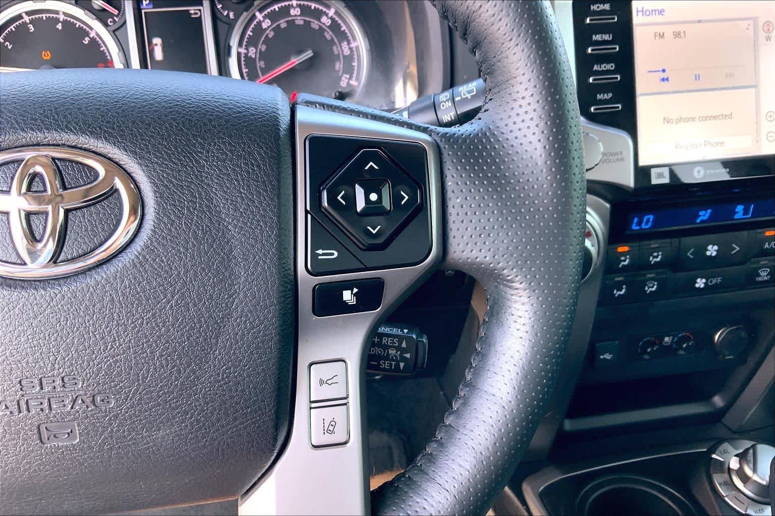 Used 2024 Toyota 4Runner Limited AWD/4WD image 25
