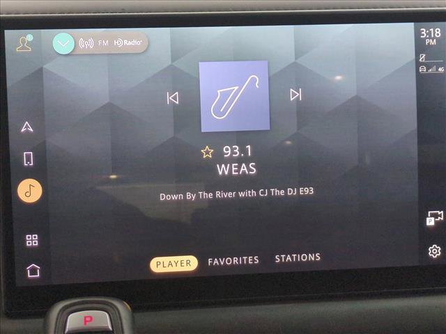 Certified 2025 Land Rover Defender 130 X image 18