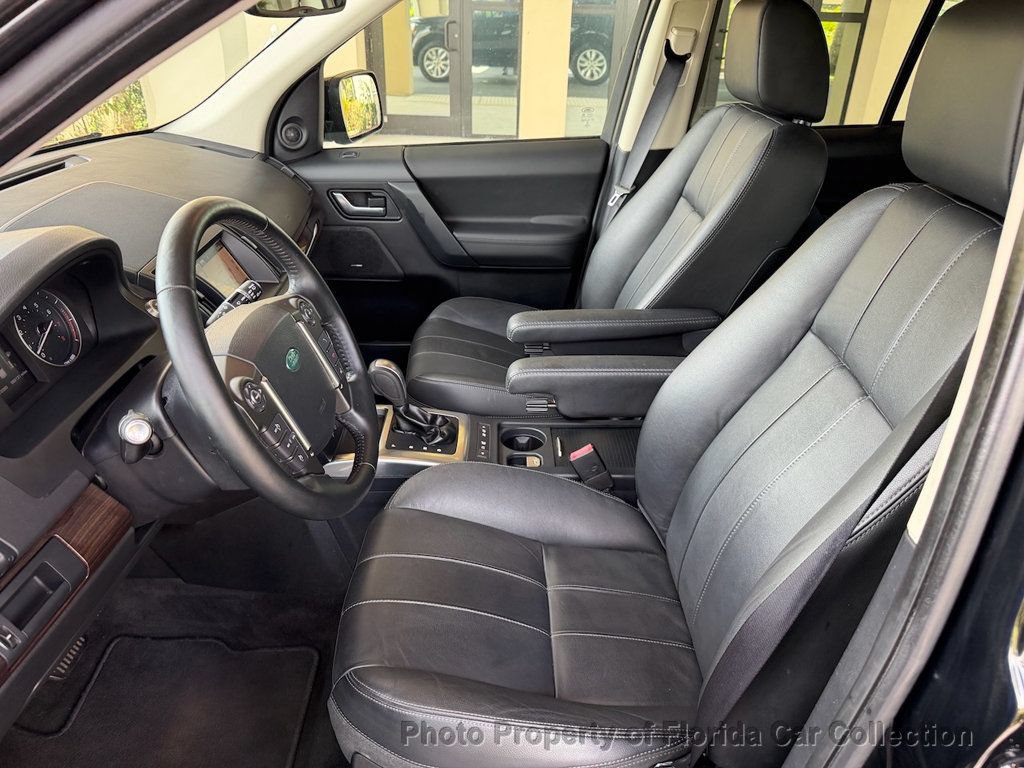 Used 2014 Land Rover LR2 AWD/4WD image 7