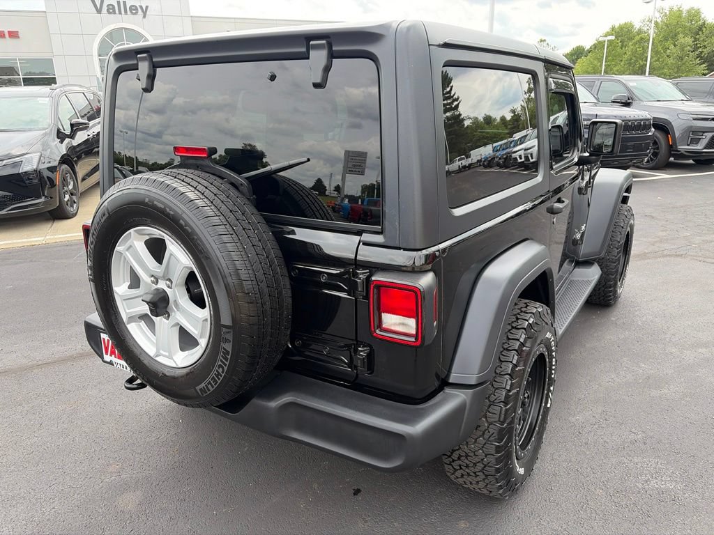Certified 2018 Jeep Wrangler Sport AWD/4WD image 7