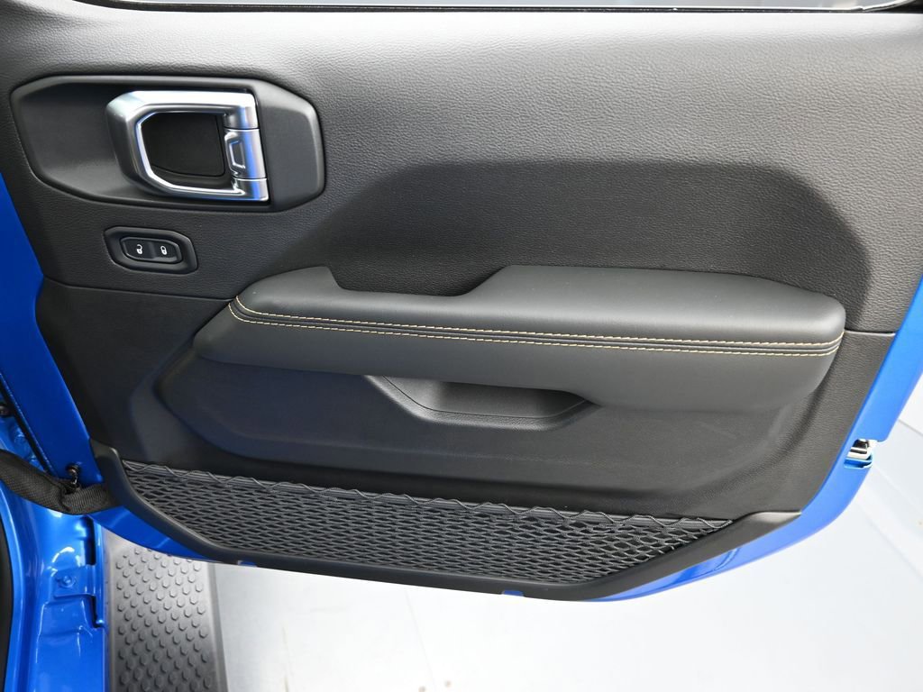 New 2025 Jeep Wrangler Sahara image 19