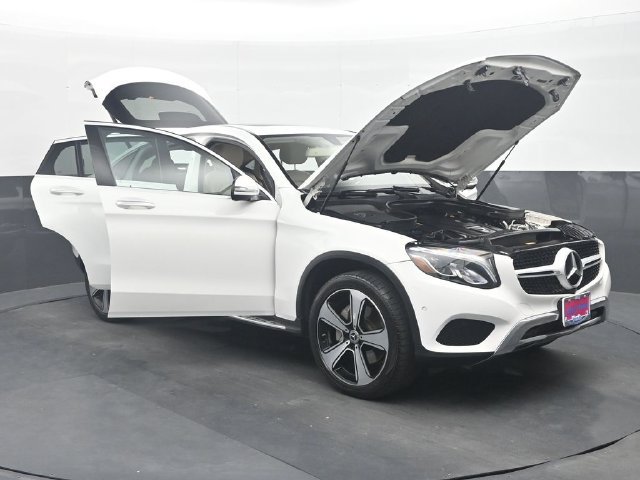 Used 2019 Mercedes-Benz GLC 300 4MATIC Coupe image 35