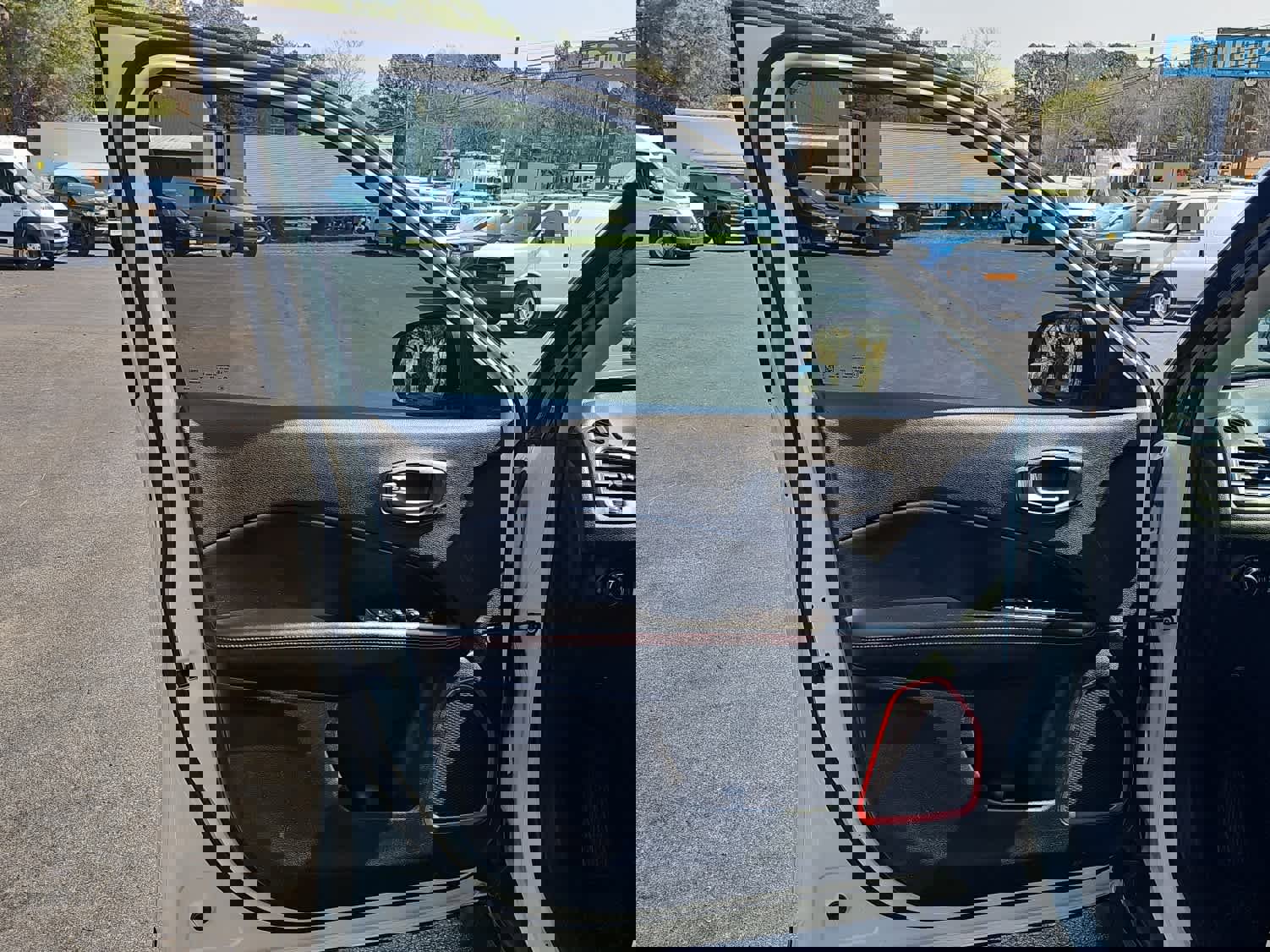 Used 2019 Jeep Compass Trailhawk image 15