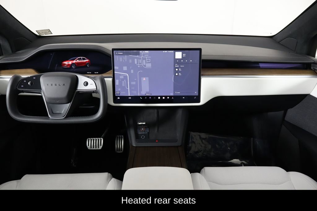 Used 2023 Tesla Model X image 8