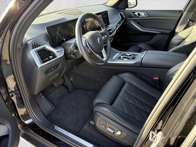 Used 2024 BMW X5 sDrive40i w/ Parking Assistance Package RWD image 9
