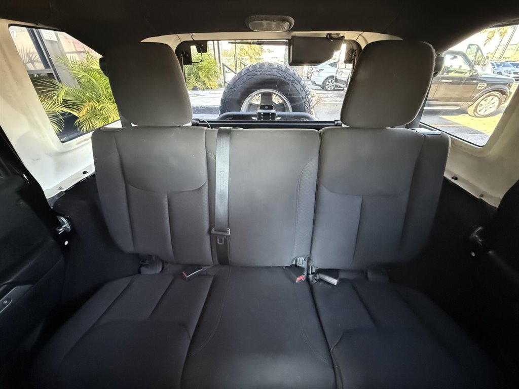 Used 2015 Jeep Wrangler Unlimited Sport w/ Quick Order Package 24S image 13