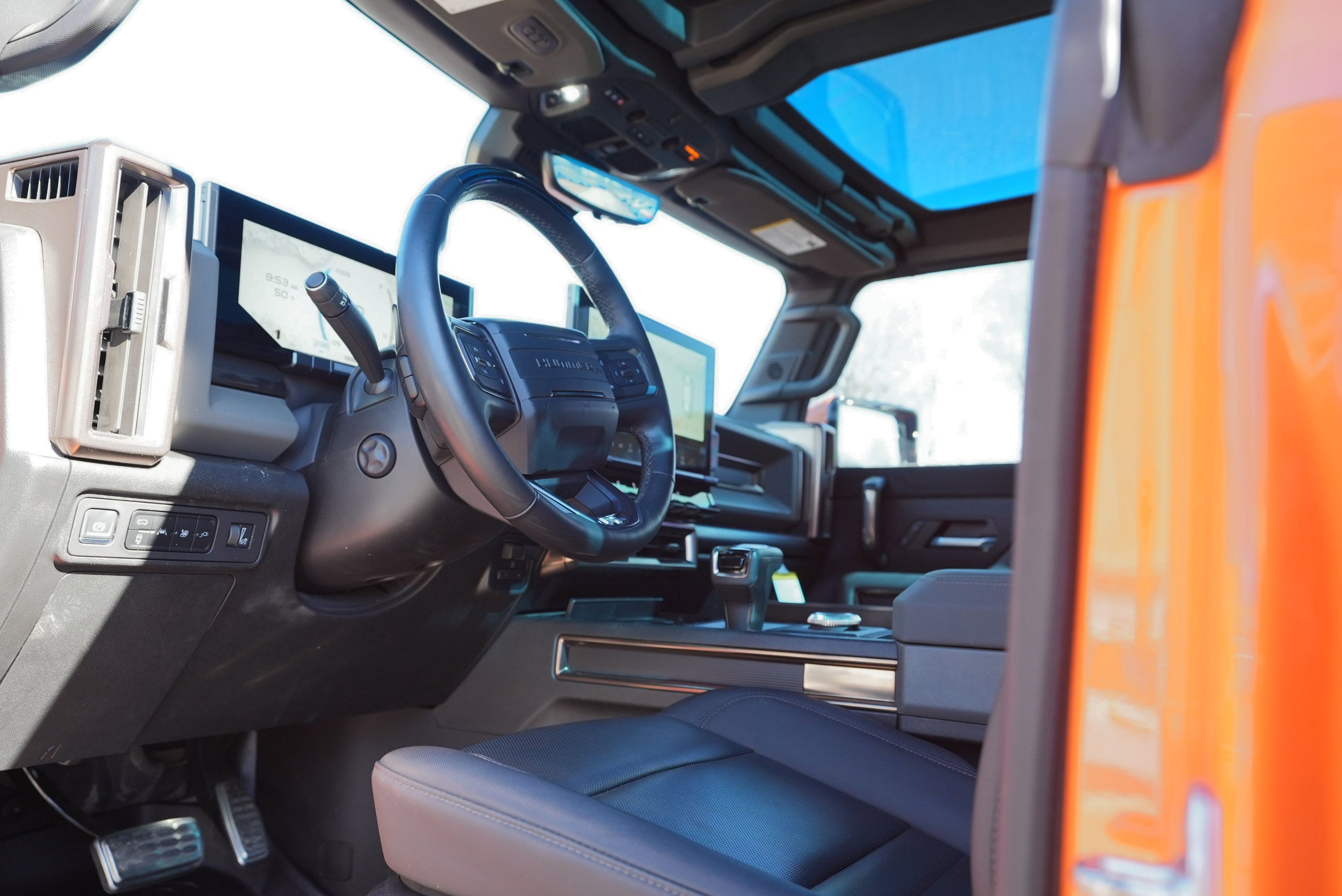 Used 2024 GMC Hummer EV 3X w/ LPO, Illumination Package image 28