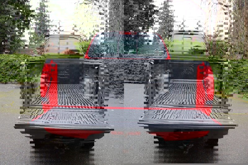 Used 2001 Ford F150 XLT image 13