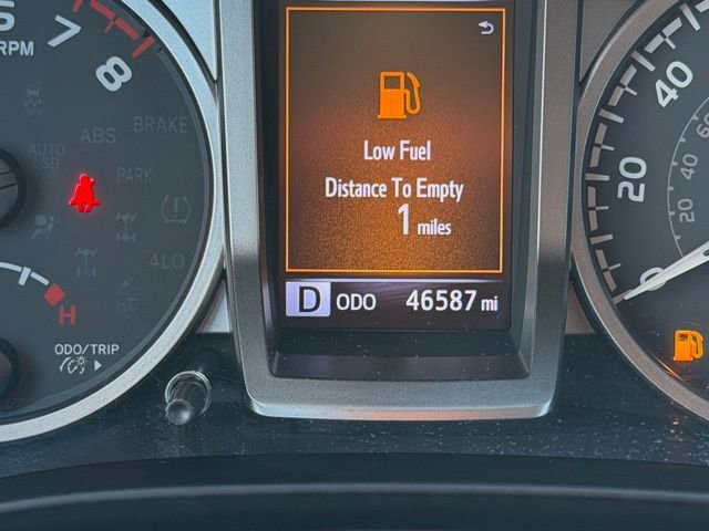 Certified 2023 Toyota Tacoma SR5 image 27