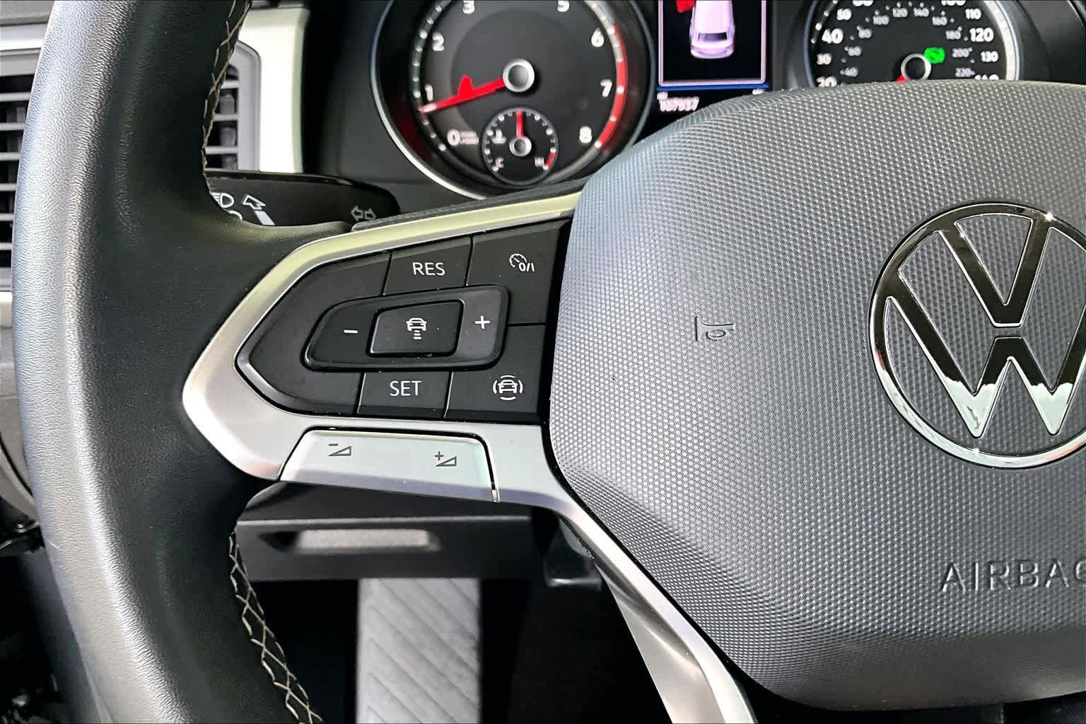 Used 2021 Volkswagen Atlas SE FWD image 23