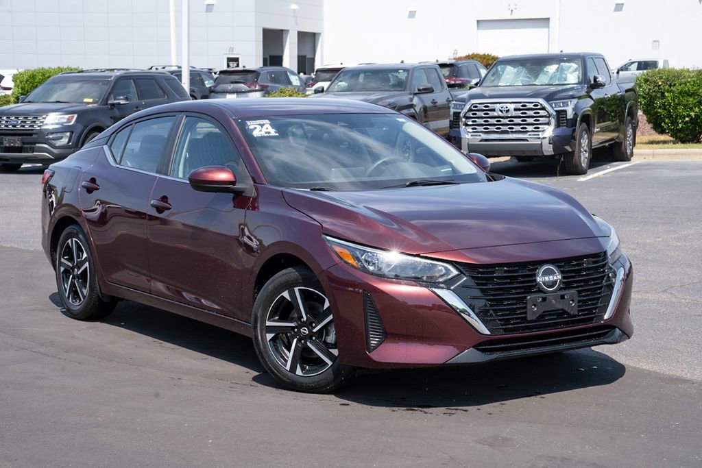 Used 2024 Nissan Sentra SV FWD image 1