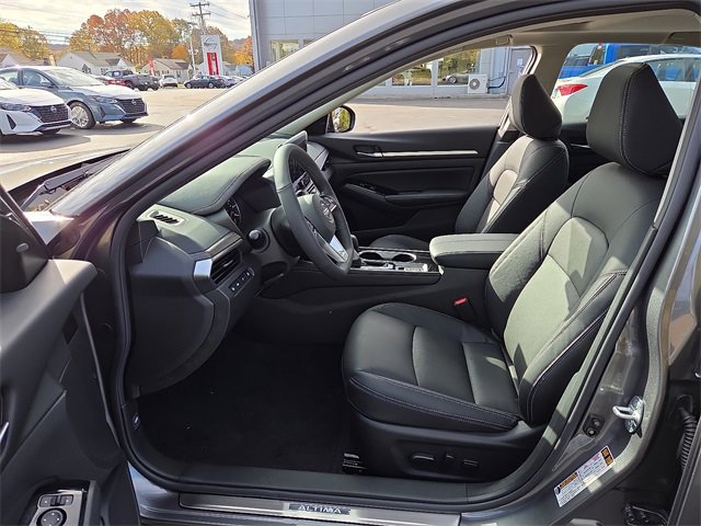 New 2025 Nissan Altima 2.5 SL image 5